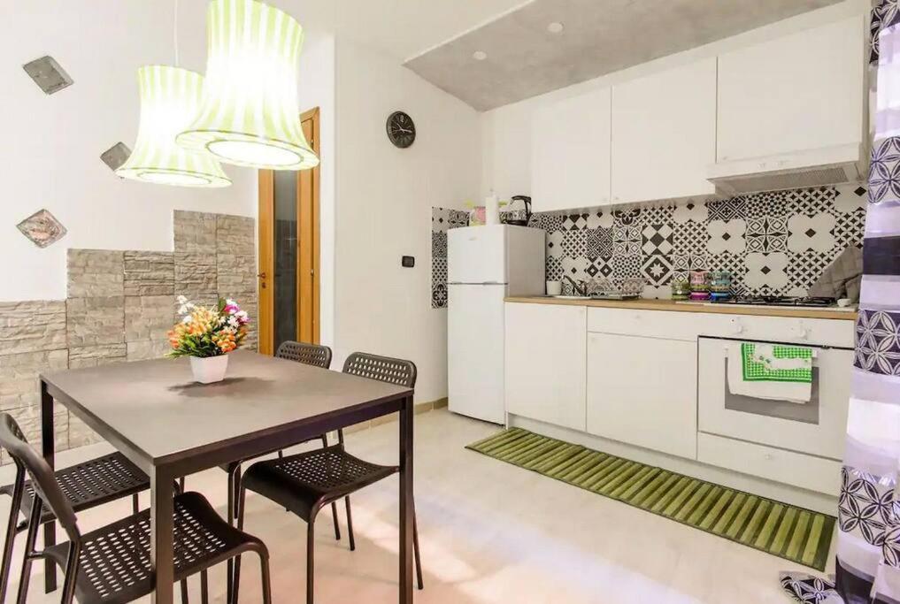 Maclahouse Napoli Centrale Apartment Exterior foto