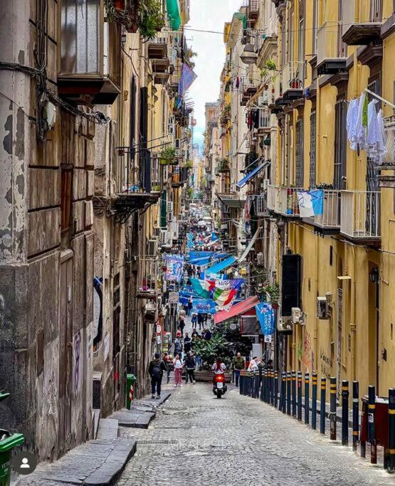 Maclahouse Napoli Centrale Apartment Exterior foto