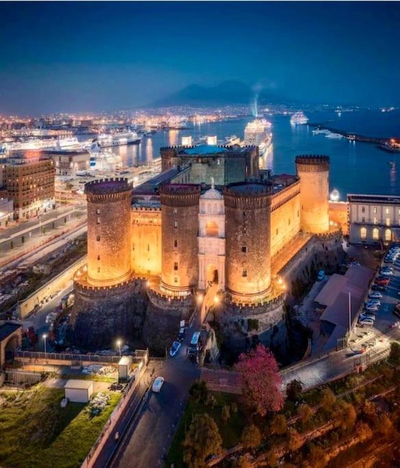 Maclahouse Napoli Centrale Apartment Exterior foto